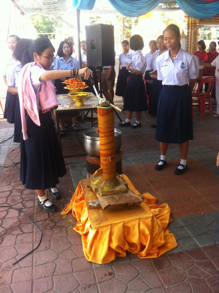 Tempel- Kerze gießen