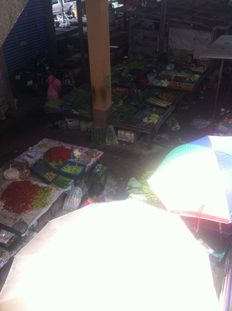 Blick vom Autoparkplatz auf den Freshmarket