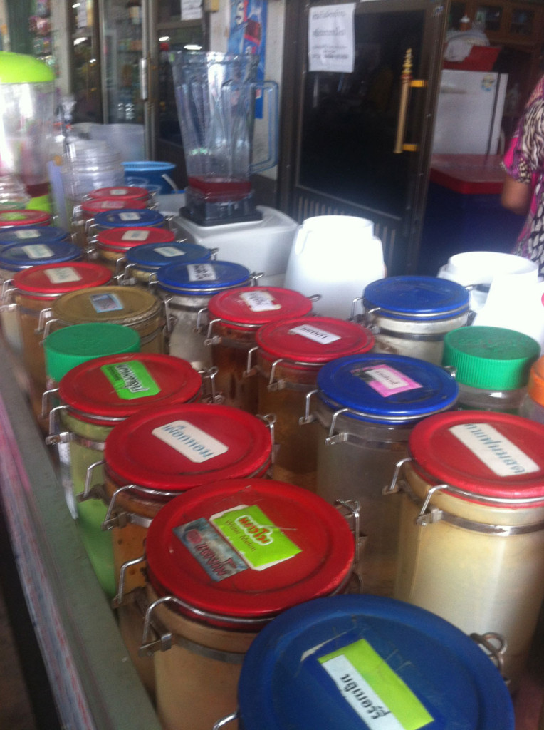 Gibts überall- Getränke mit eis und jellyzeug